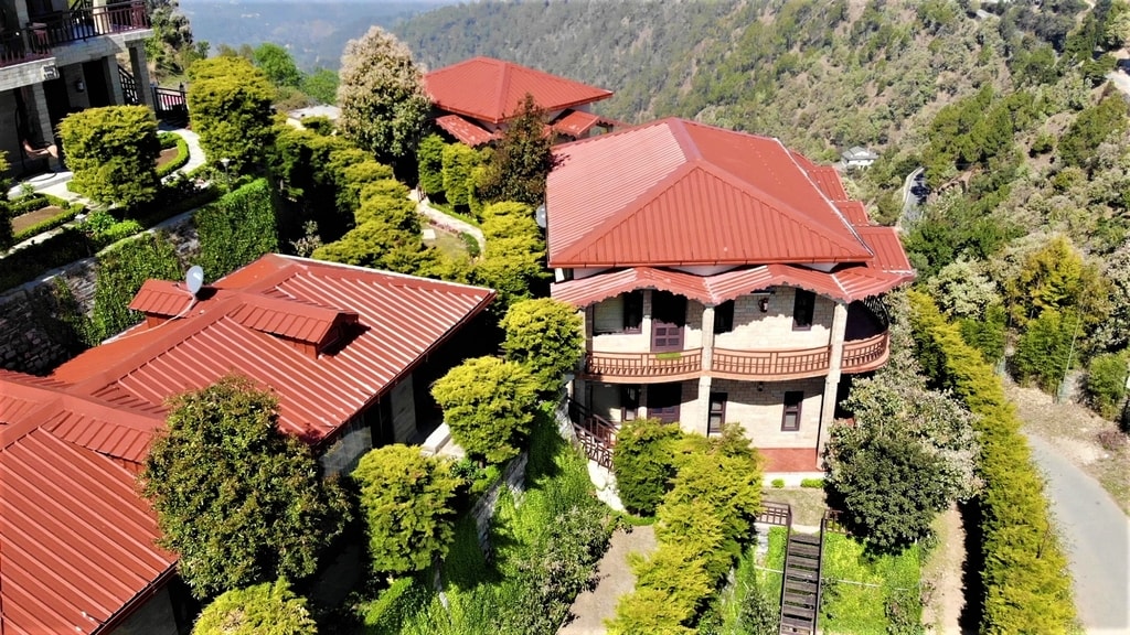 2.	Himalayan Family Resort, Mukteshwar aerial view