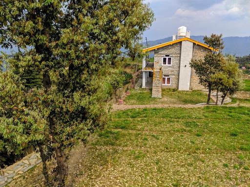 Authentic Kumaoni Stay, Nathuakhan in Uttarakhand for summer getaway