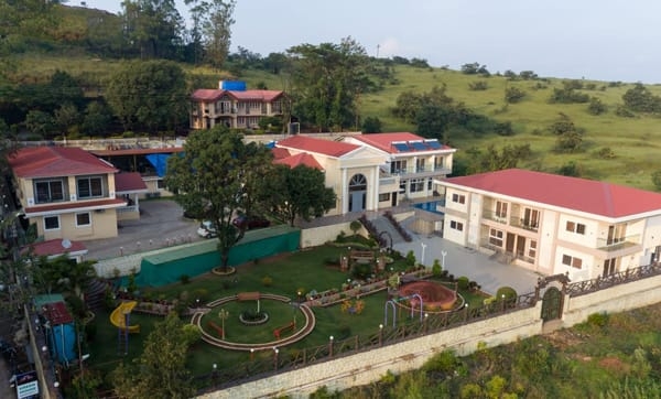 luxury resorts in panchgani