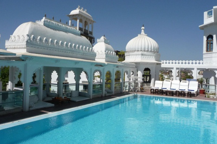 heritage resorts near delhi