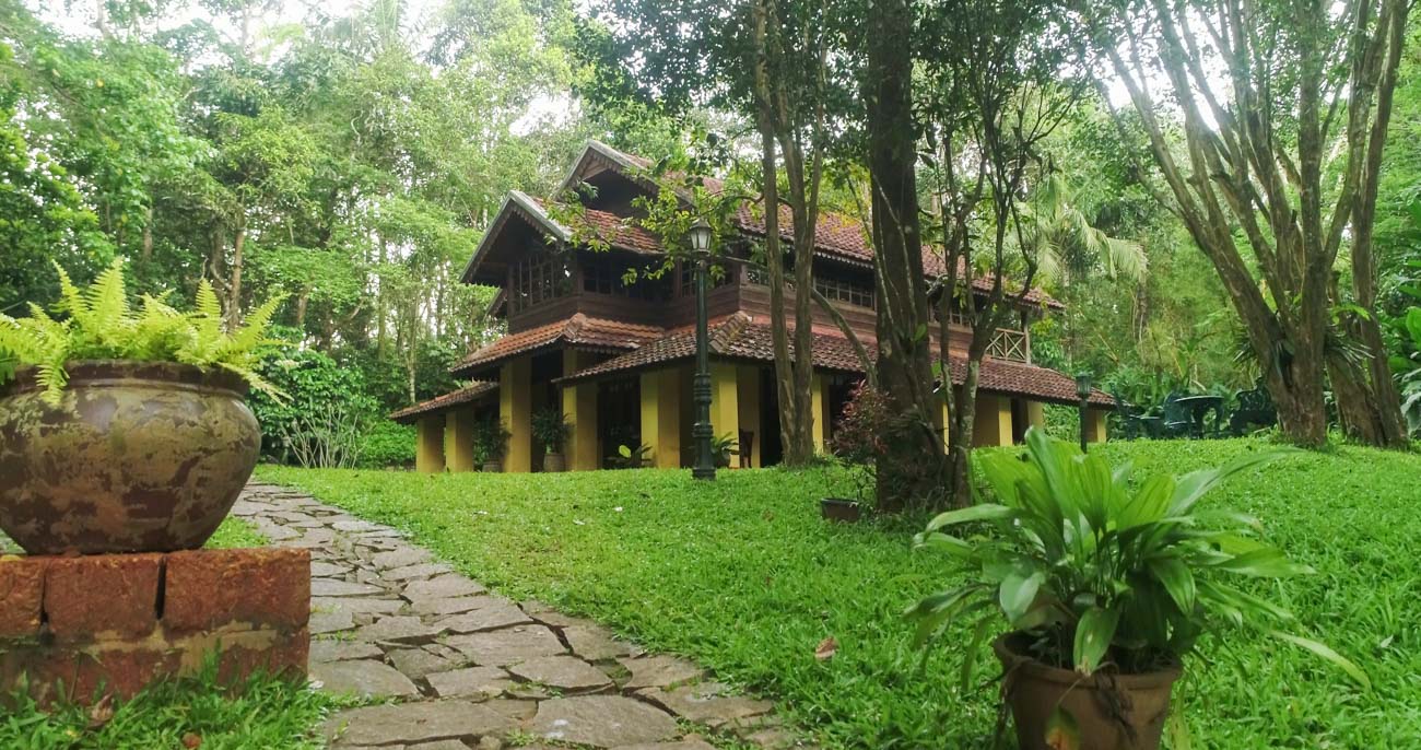 romantic tree houses in India