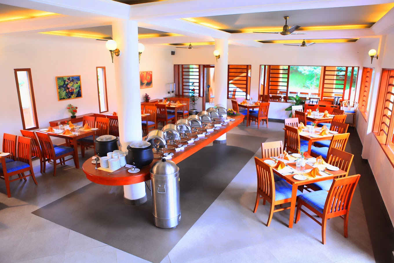 Thekkady Wildlife Escape: dining view