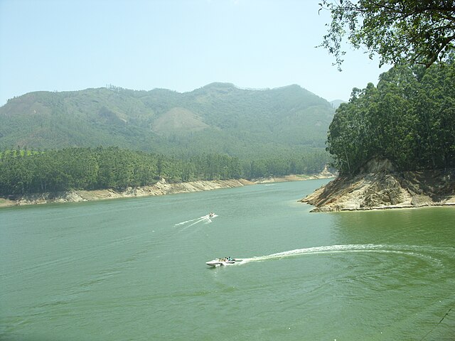 Mattupetty Dam boating view