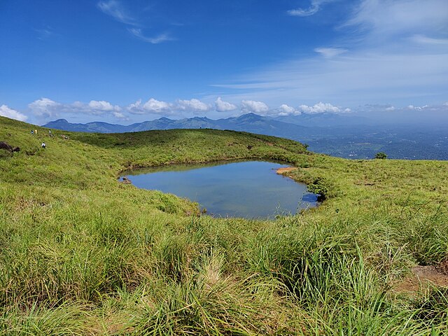 chembra peak heart lake