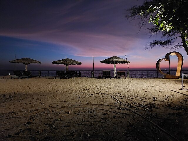 Cherai Beach in the evening