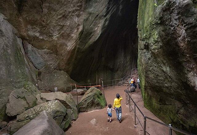 Edakkal caves inside