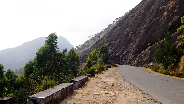 Lockhart Gap hairpin bend nearby