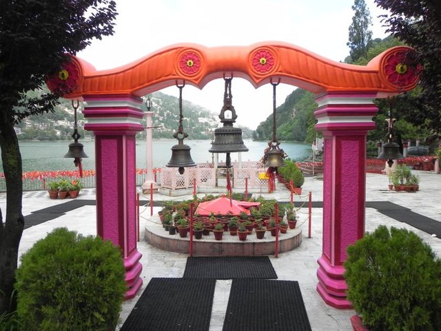 Naina Devi Temple- entrance way view