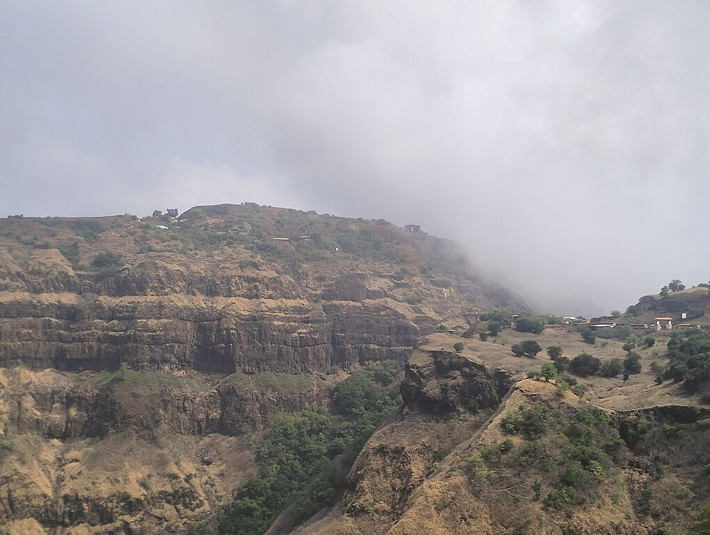 things to do in matheran