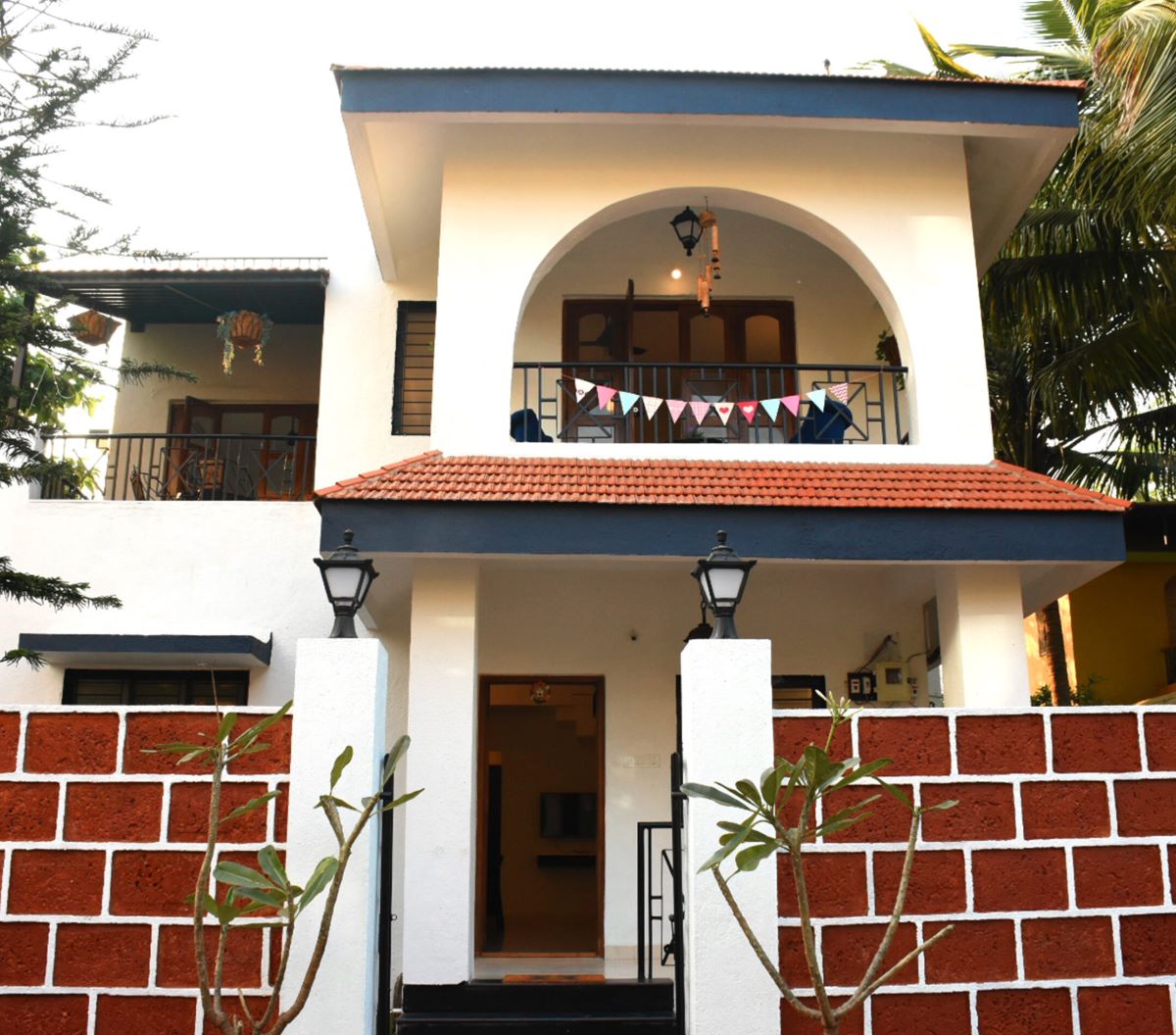 Privy Stays Reed Field Cottage Alibaug, Main Entrance