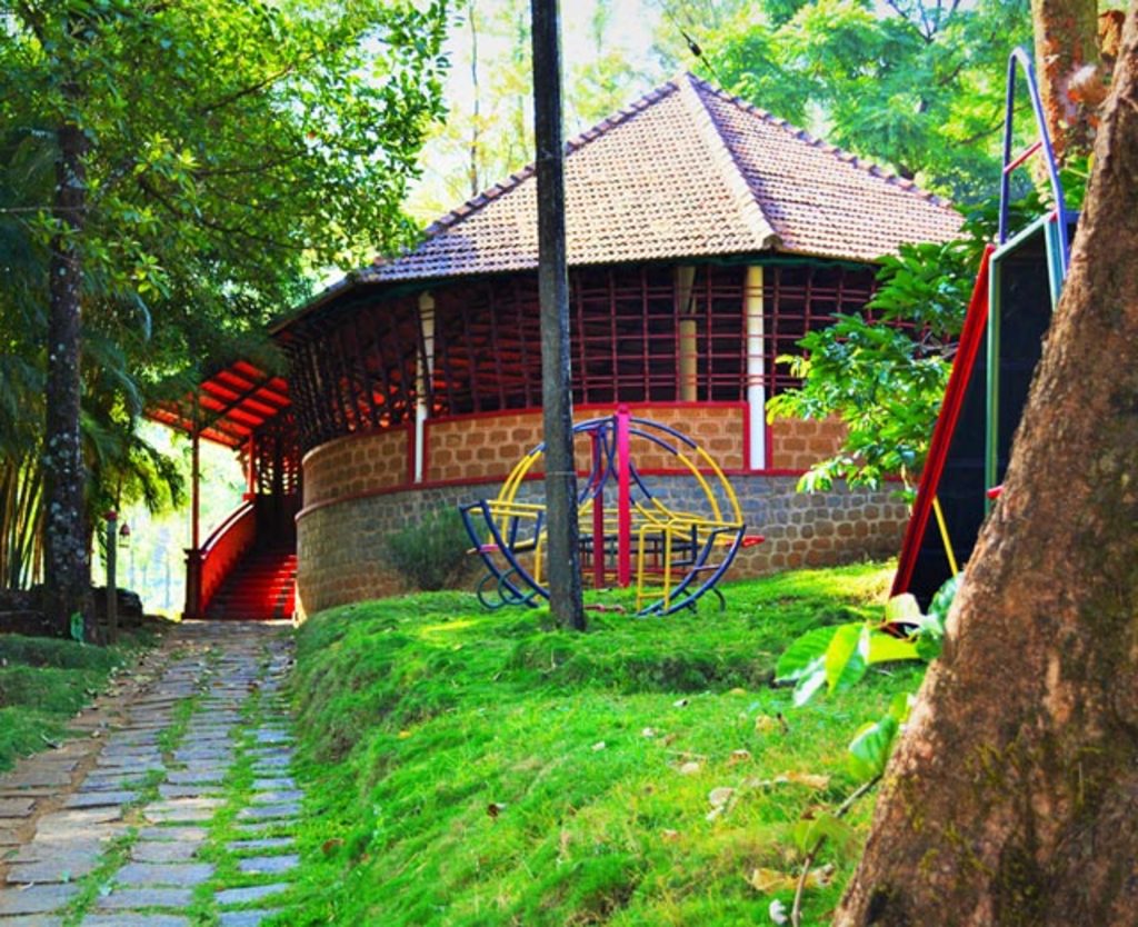 honeymoon cottages in Wayanad