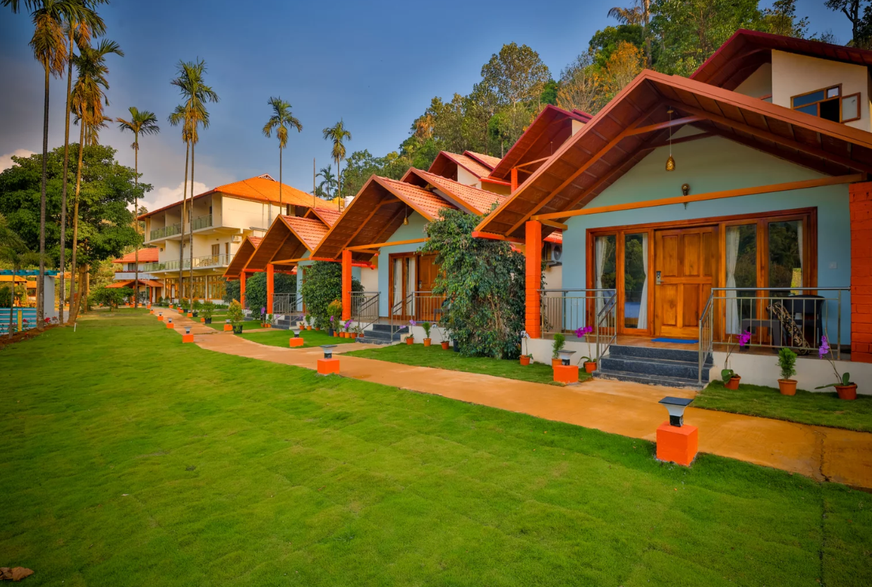 homestays near bangalore: coorg crest hill retreat property view