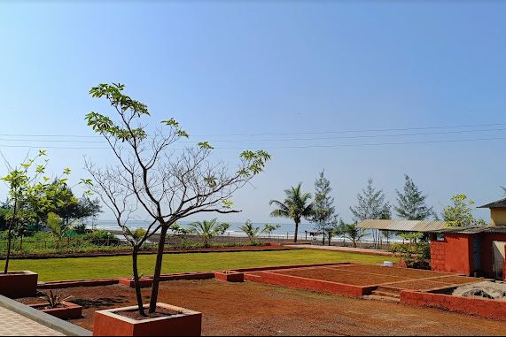 resorts in konkan maharashtra: Dapoli Beachside Escape outside view