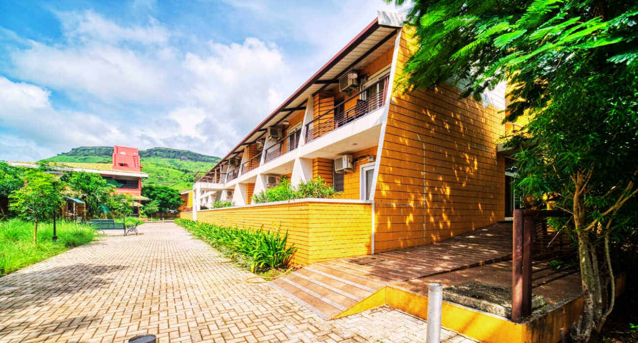 resorts near bhavali dam in igatpuri