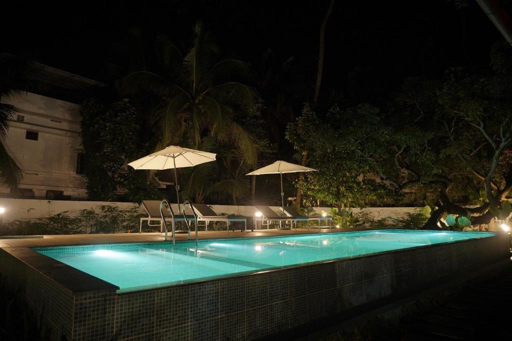 kochi heritage villa swimming pool view