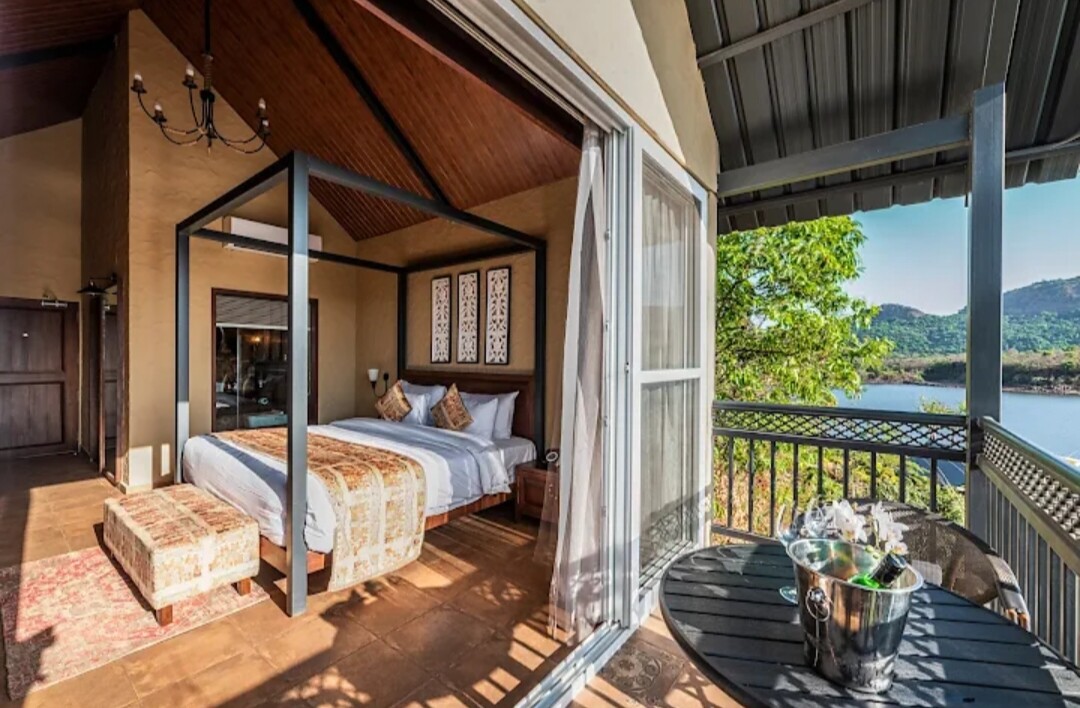  Kumarakom lakeside Haven bedroom view