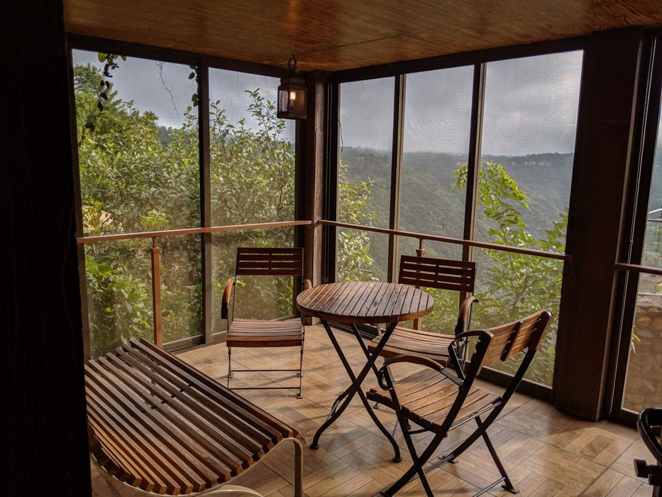 Luxury Hill Getaway balcony view