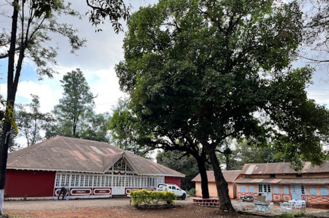 Panchgani Hills Getaway outside view