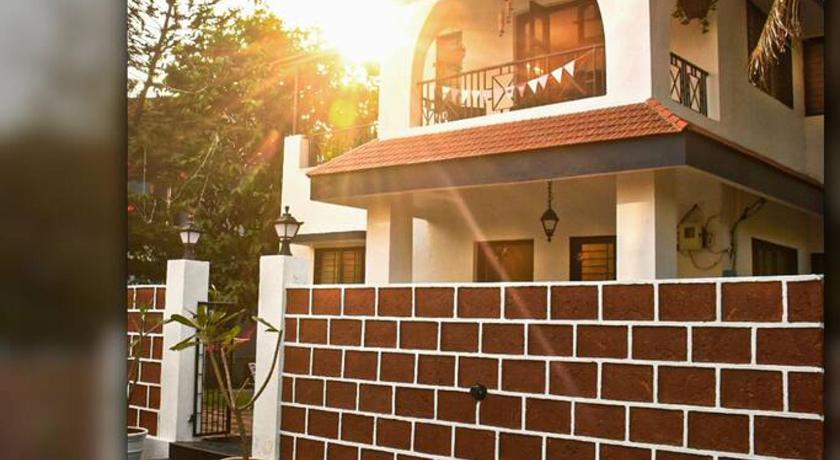 alibaug nature cottage: villa in alibaug near the beach property view