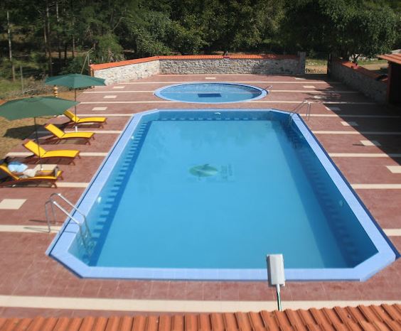 monsoon getaways near bangalore: Scenic Wildlife Nature Resort pool view