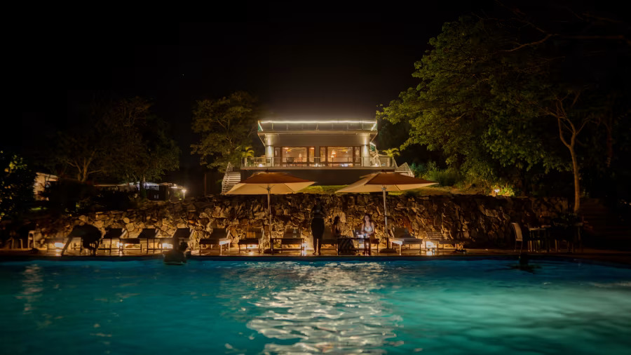 seashell island sanctuary spa room with pool view