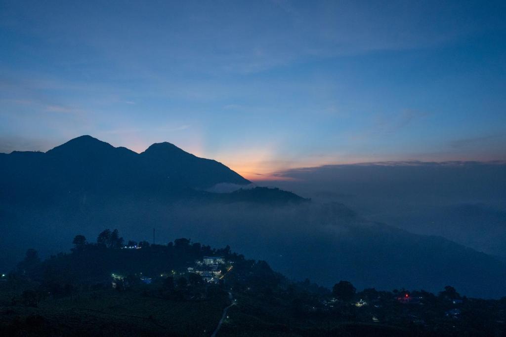 2-day trip to Munnar- VerdeVille sunrise from the property