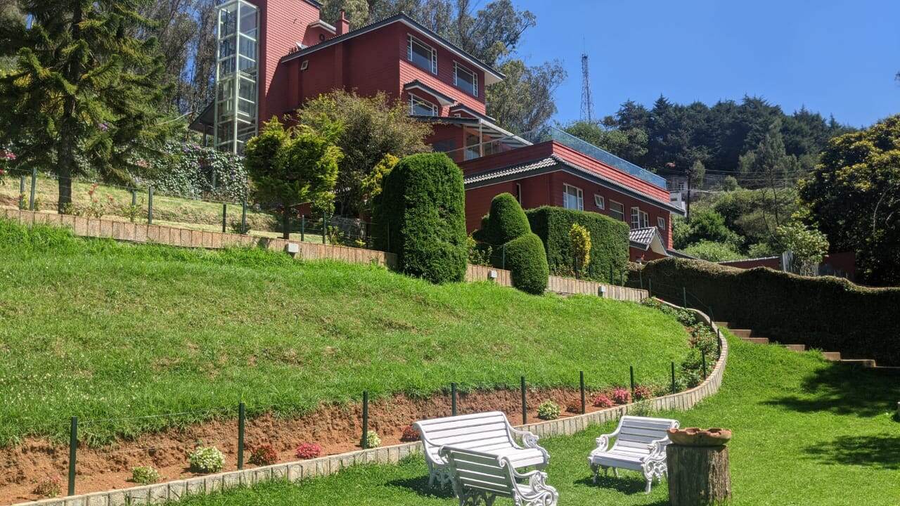 Mountain Retreat Ooty: A Vintage Stay property view