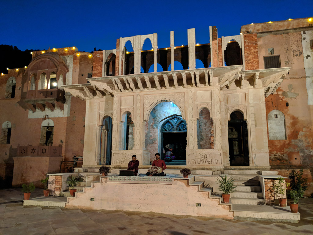  Lake View Palace- traditional songs