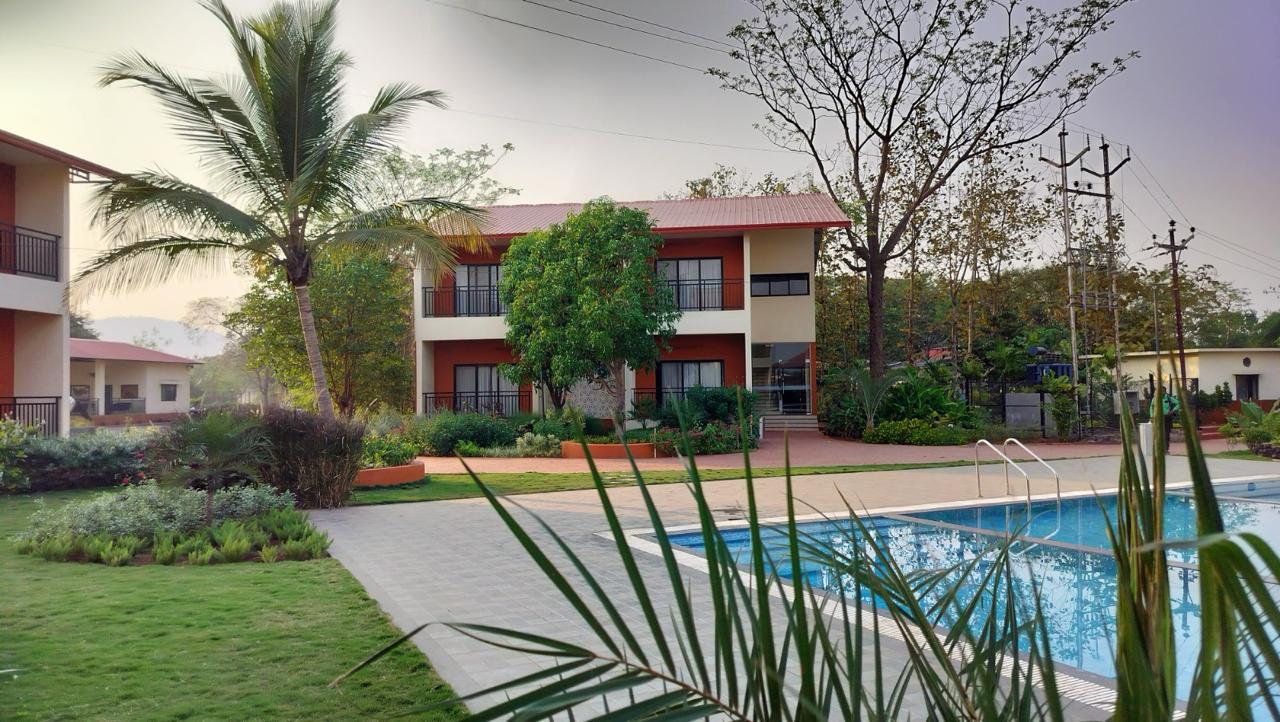  Blissful Lifestyle Retreat-property with swimming pool view