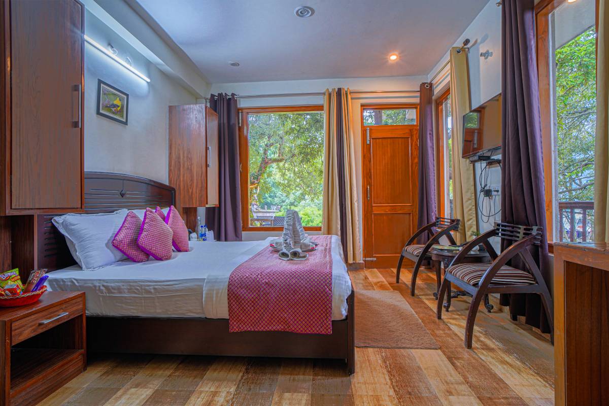 Monsoon Getaways In Uttarakhand-The Nainital Nature Escape bedroom view