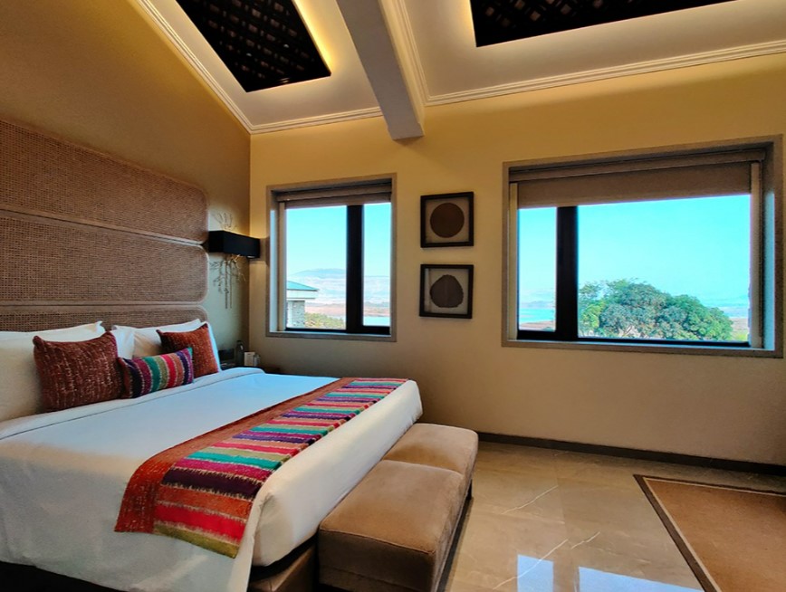 Long Weekend Getaways In Lonavala This August & September- Nature's Holistic Wellness Retreat bedroom view