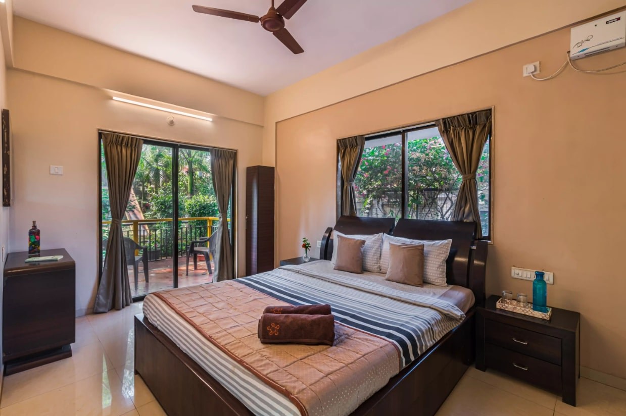 4BHK Panchgani Valley View Villa-bedroom