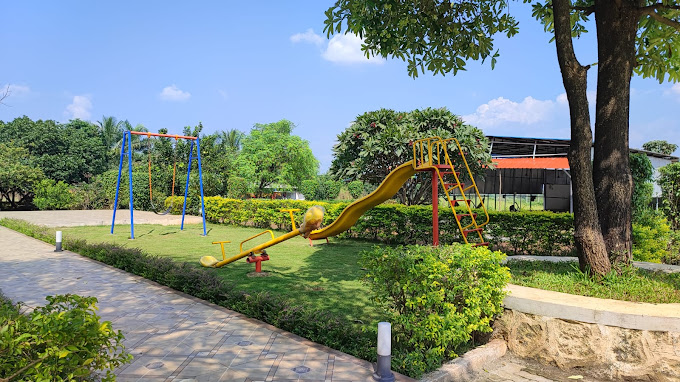 Serene Green Hill Getaway, Karjat-kids playground view