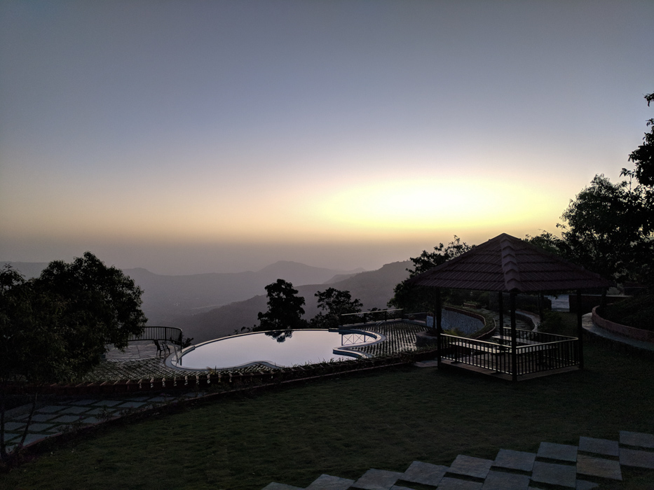 Resort In Mahabaleshwar With Infinity Pool At The Countryside Stay gazebo view