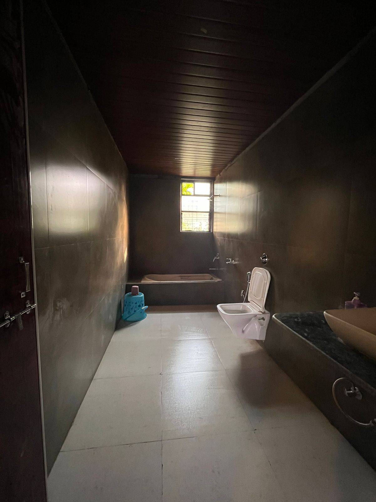 Karjat Valley Escape Resort In Karjat With Adventure Sports- bathroom with bathtub