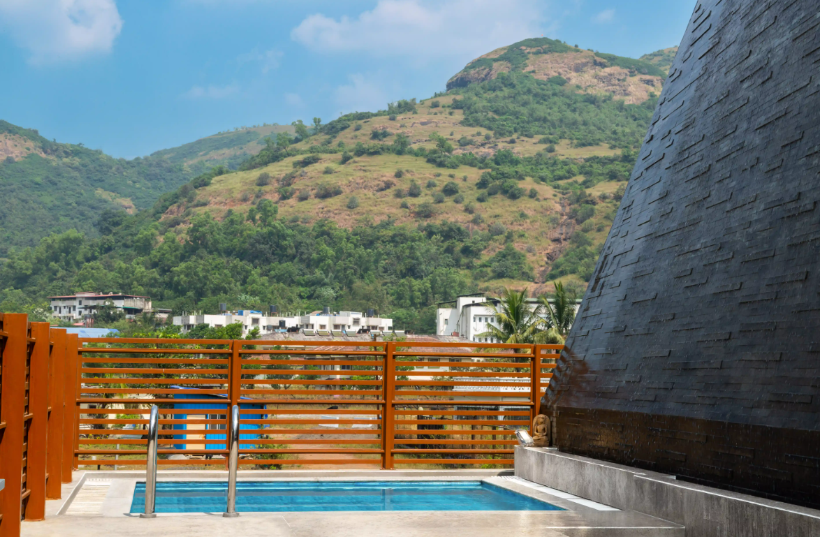 Romantic Resorts Near Pune