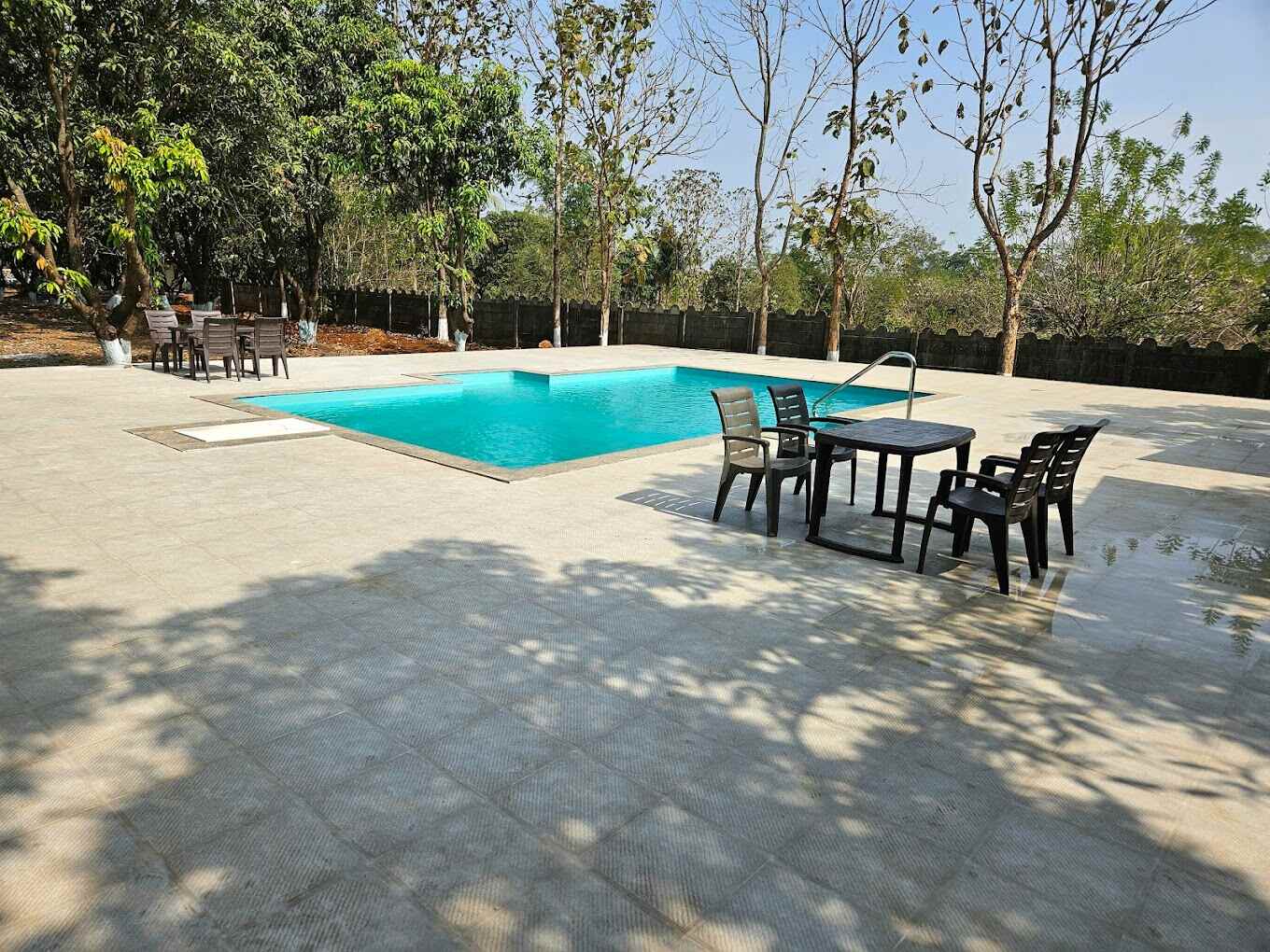 cottages in Karjat with a swimming pool