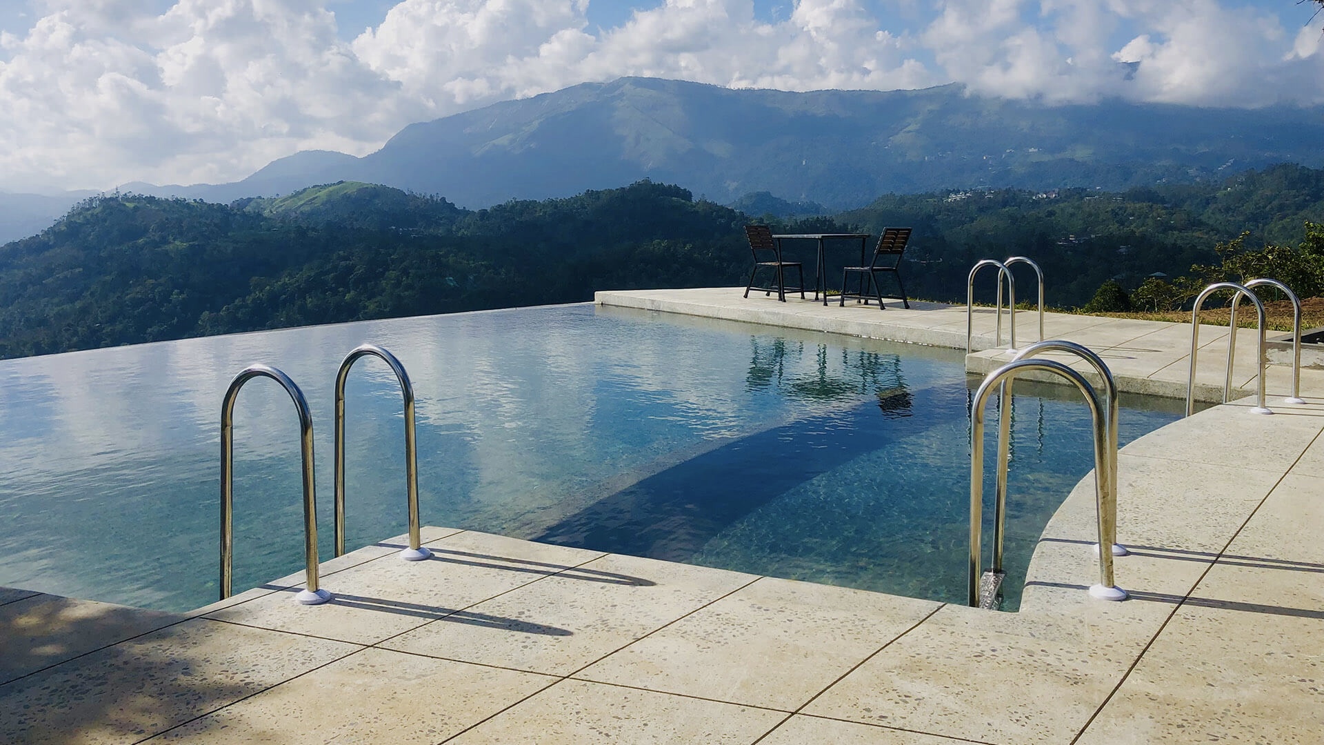 Munnar SkyKite Resort-swimming pool