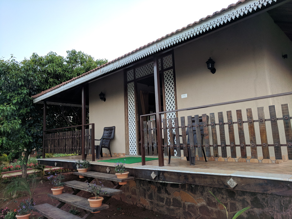 farmhouse in Mahabaleshwar-room's balcony