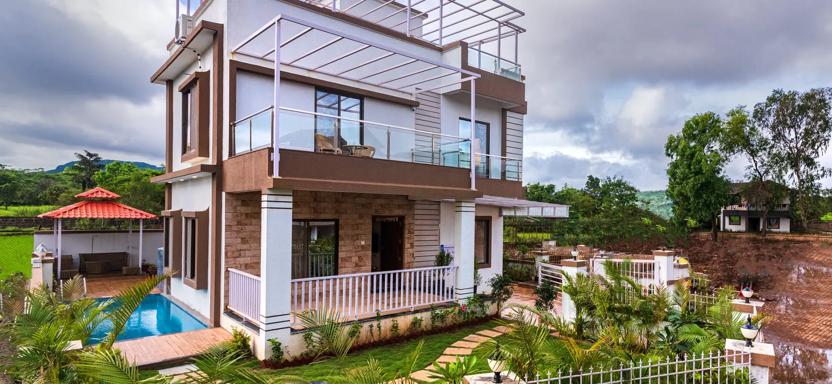 4 BHK villa with private pool lonavala