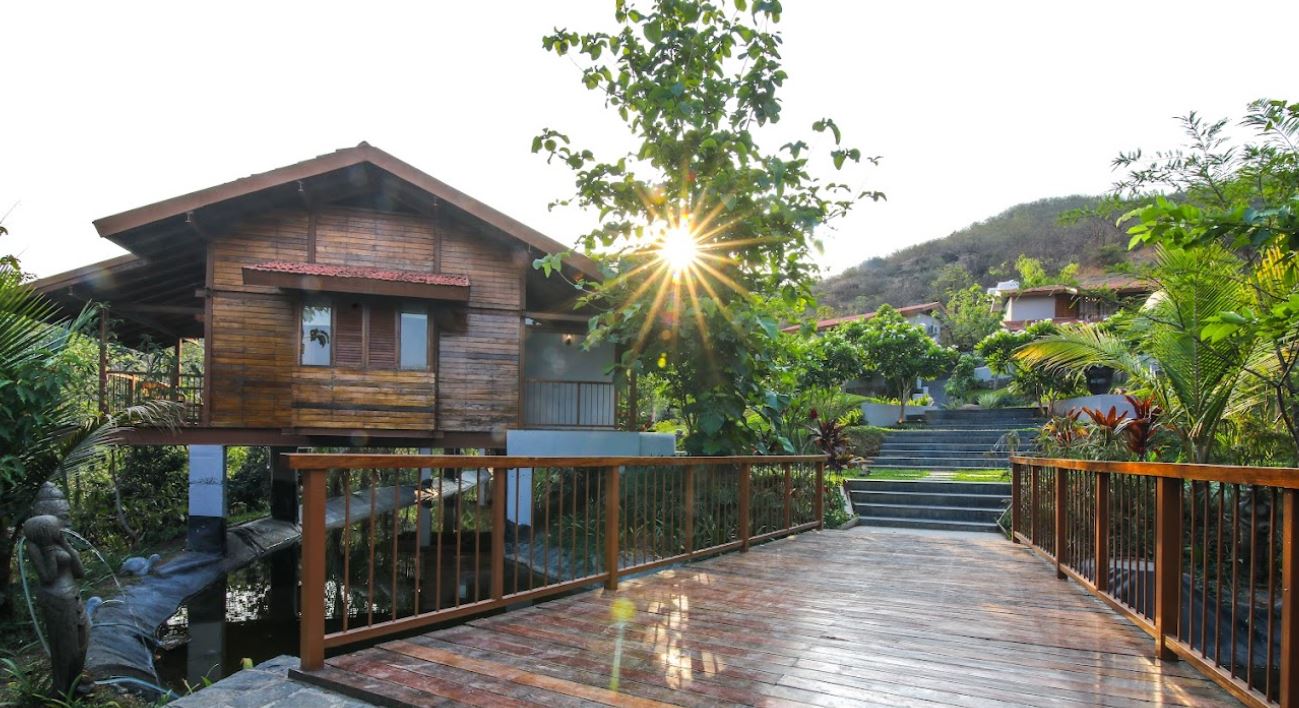 Weekend-Stays-within-300-km-of-Pune