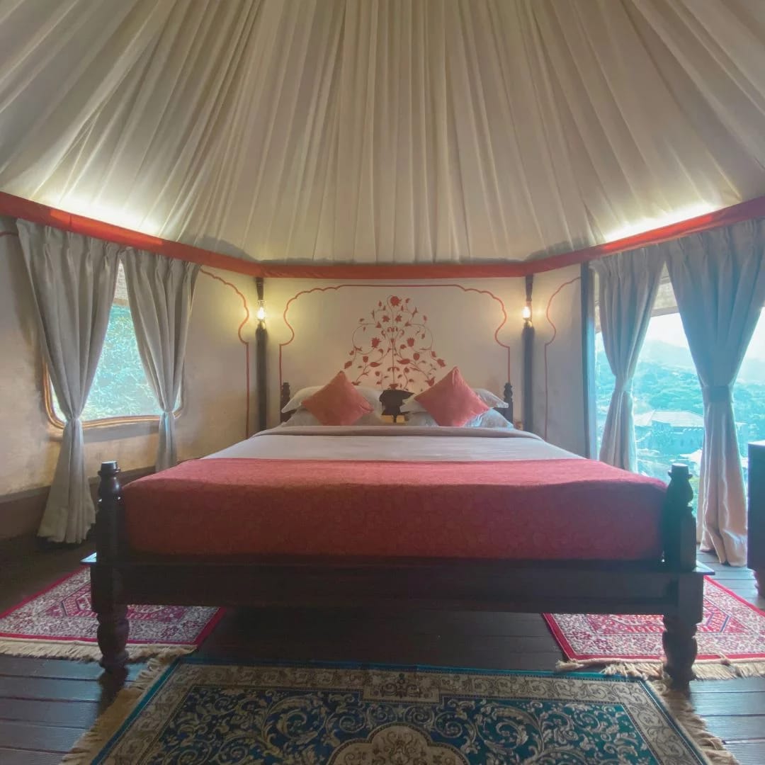 Swiss-tent-bedroom