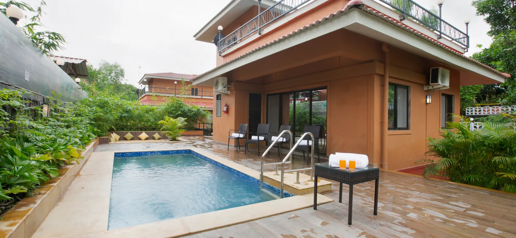 Pet-friendly-Villas-Near-Pune