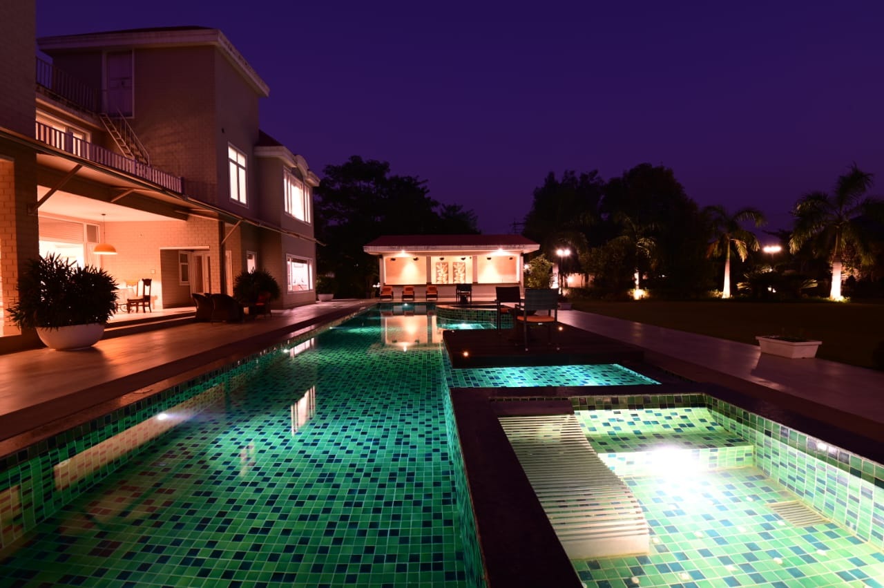 nighttime-by-the-pool