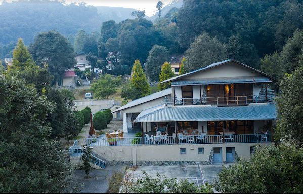 villa Best Stays in Uttarakhand