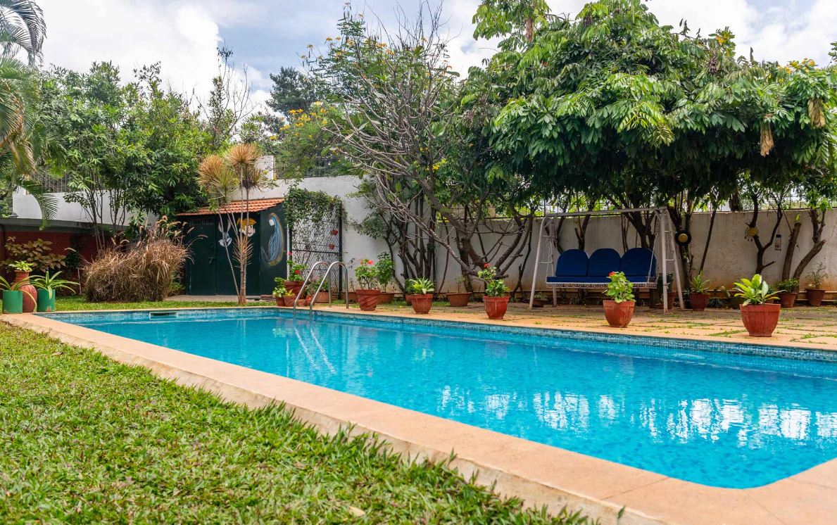 luxury villas for family stay near Bangalore within 200 km