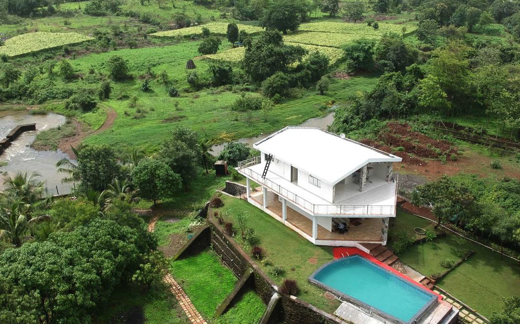 Pet friendly Villas in Karjat with private pool