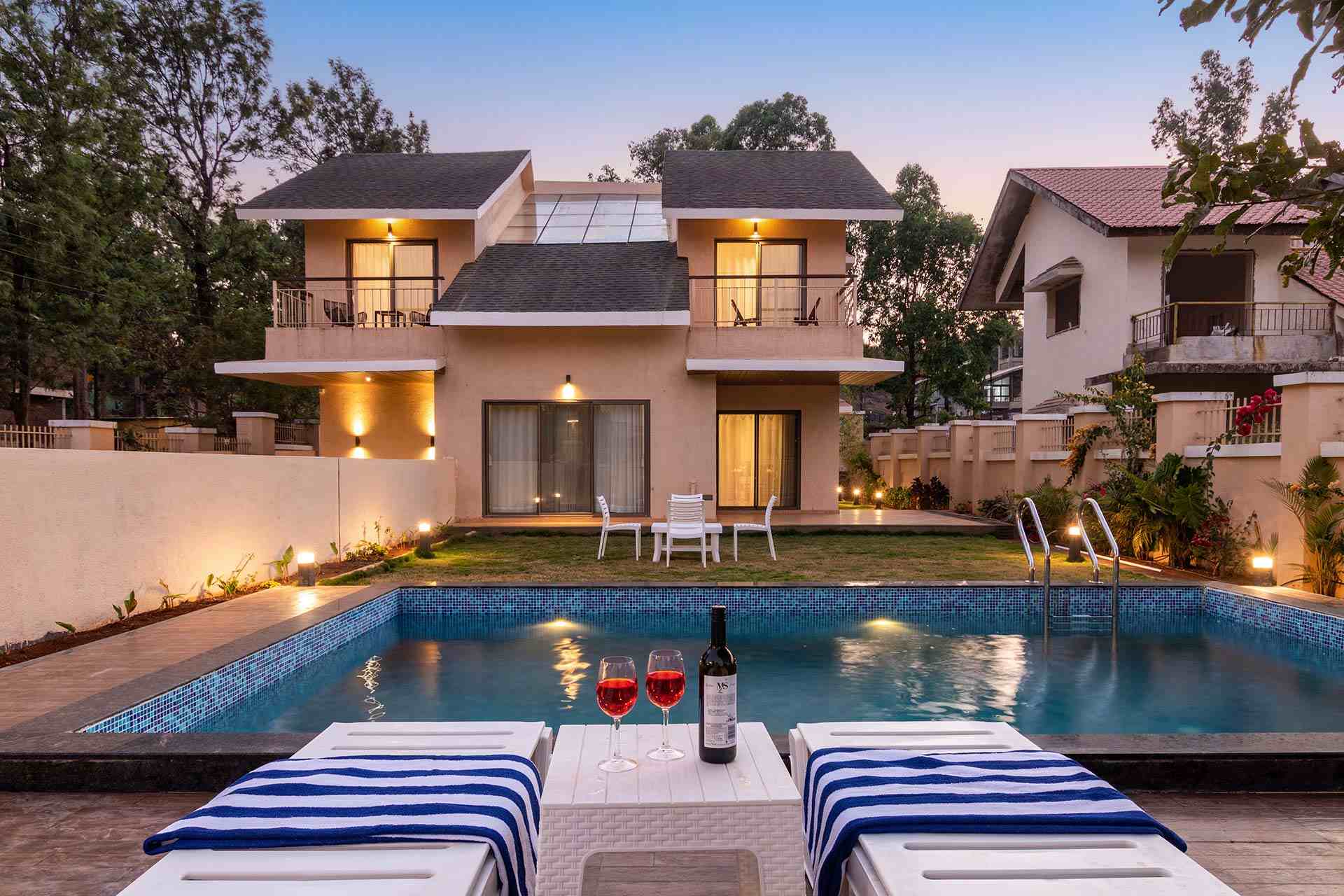 luxury villas in Panchgani for January holidays