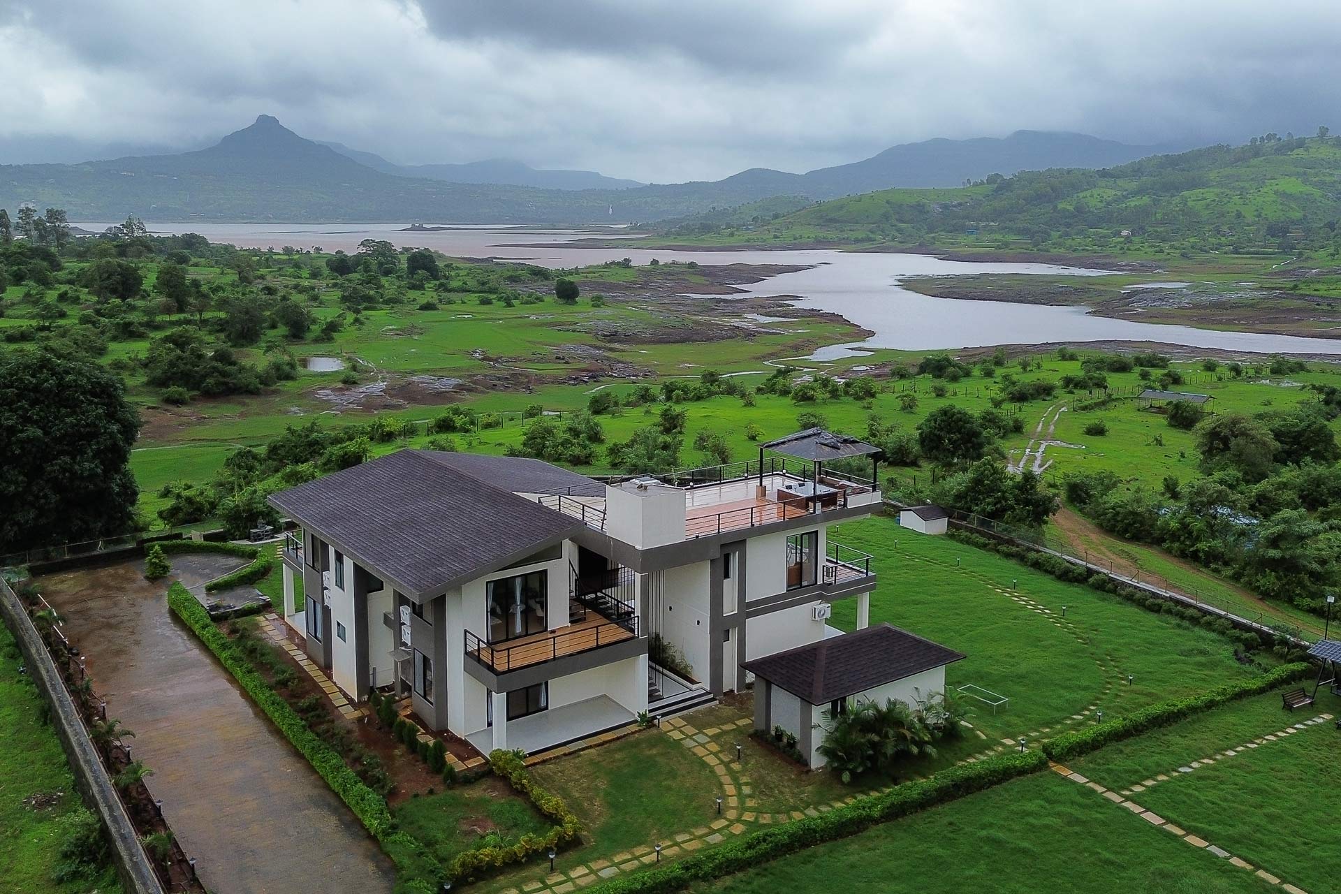 resorts near Pune